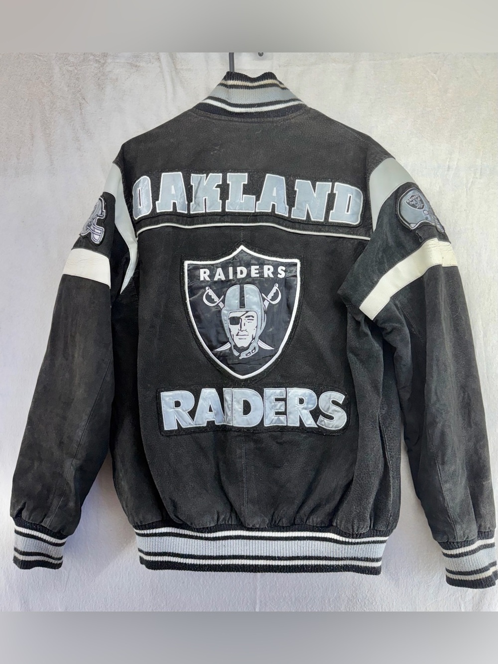 Vintage NFL Oakland Raiders Black Suede Leather Jacket Size Small Read